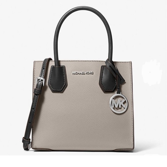 Michael Kors Handbags - MICHAEL KORS Mercer Medium Pebbled Leather Crossbody Bag $448 Retail NEW